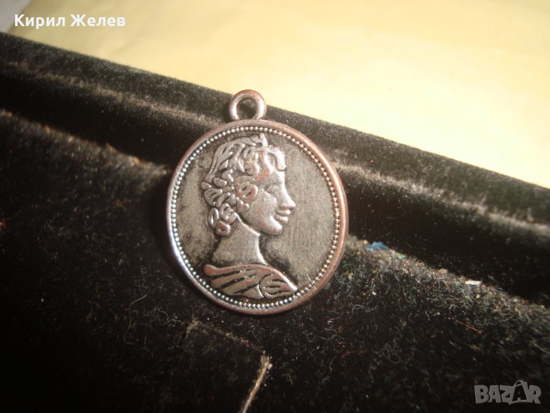 ВИНТИДЖ СРЕБРИСТ МЕДАЛЬОН ТИП МОНЕТКА 21676, снимка 1