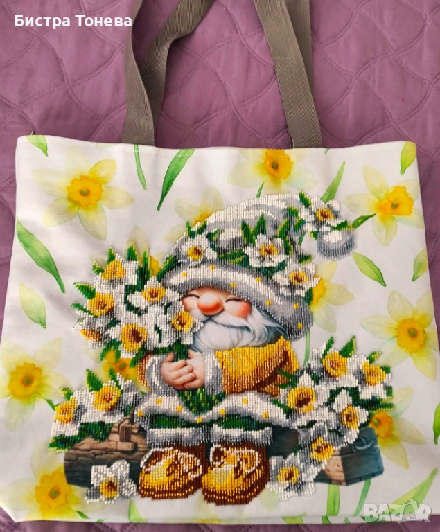Чанта нашита с мъниста, снимка 1