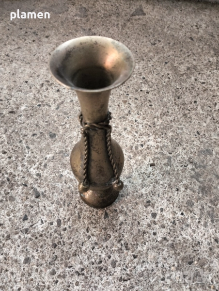 Бронзова ваза, снимка 1