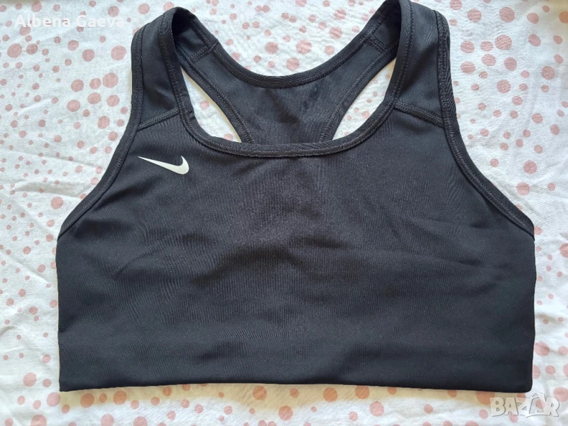 Къс топ Nike , снимка 1