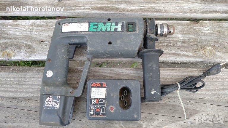 Акумулаторен перфоратор Skil , снимка 1