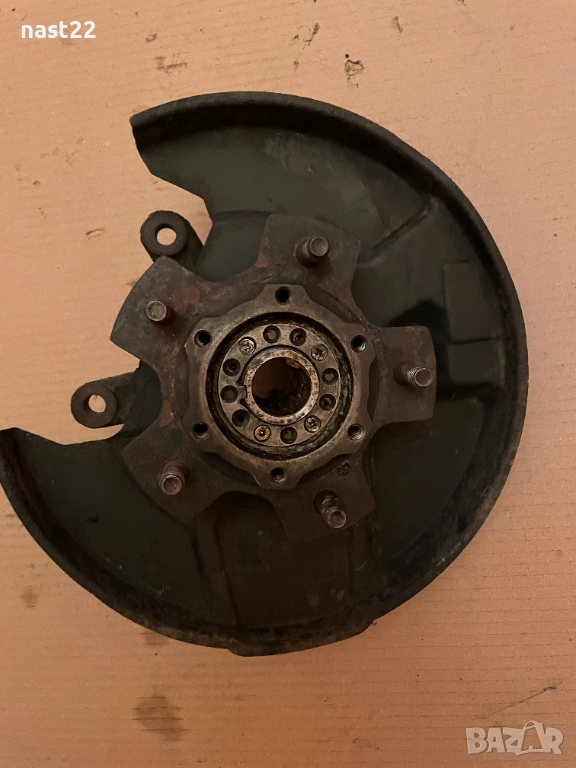 Десен шенкел с главина Сузуки Витара 1.6 , снимка 1