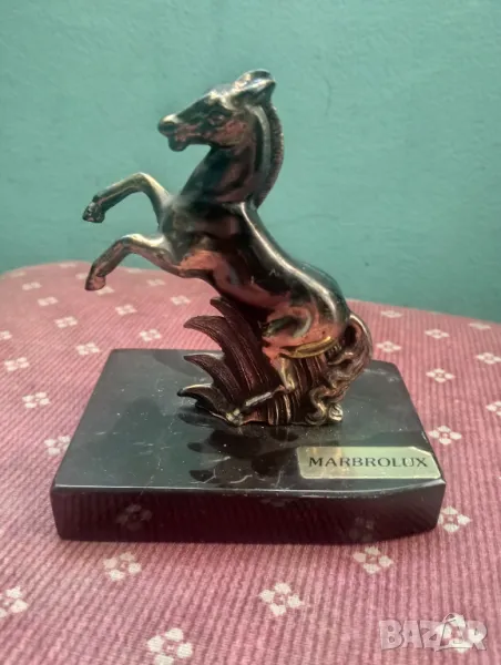 Статуетка кон, снимка 1