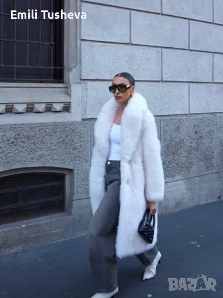Пухкаво бяла/екрю палто Bershka, снимка 1