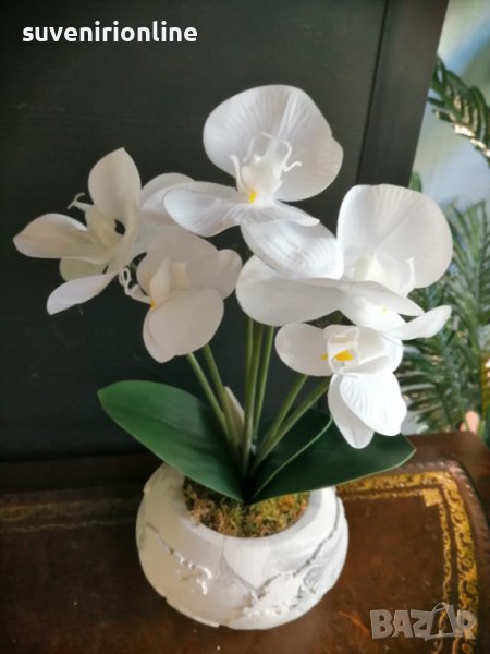 Изкуствена орхидея в мраморна кашпа , снимка 1