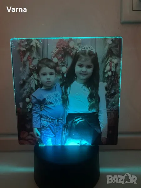 Гравирана снимка върху LED лампа, снимка 1