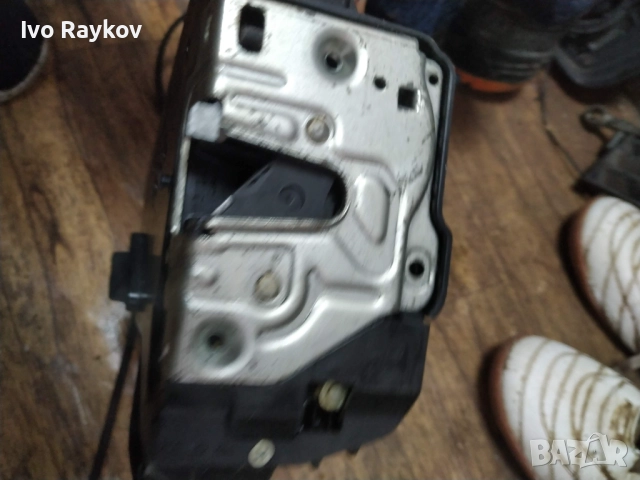 Брава , задна дясна врата за Mercedes Cls C219 , 41421126, снимка 11 - Части - 51845685