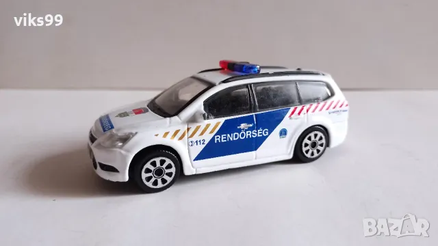 Bburago Ford Focus Combi Magyar Police 1:43, снимка 2 - Колекции - 48940832