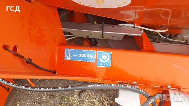 Продава се торачка Rauch Axis 30.1Q с надстройка събира 3000кг. , снимка 2 - Селскостопанска техника - 53279711