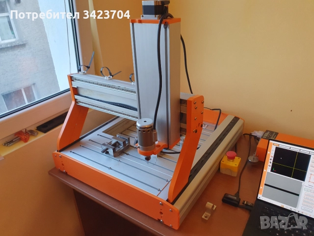 Бартер ЦНЦ ЦПУ CNC Фреза Рутер Stepcraft M500 4 оси HiWiN Лагери Nema, снимка 8 - Стругове - 51807621
