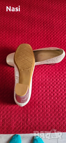 Продавам обувки, снимка 5 - Дамски елегантни обувки - 44921591