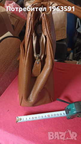 кожена дамска чанта, снимка 3 - Чанти - 44876441