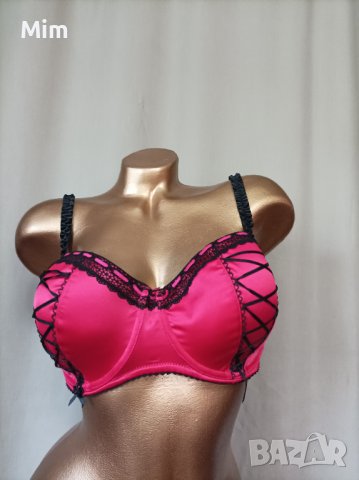 Hunkemuller 85 D Сатенен червен сутиен, снимка 4 - Бельо - 36688745