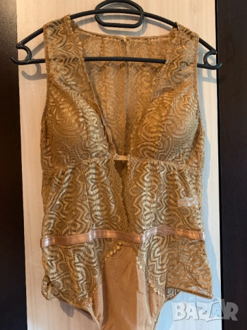 Боди златист цвят, снимка 1