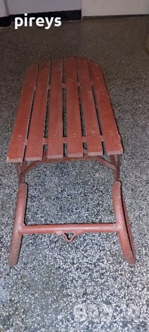 Метална шейна 