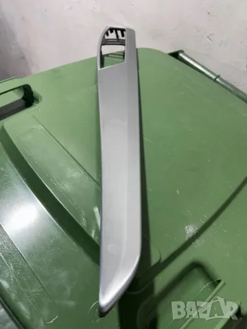 Лайсна за табло Мерцедес Ц класа W204 , снимка 4 - Части - 48793518