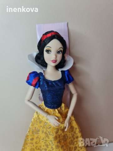 Оригинална кукла Снежанка и седемте джуджета - чупещи стави - Дисни Стор Disney Store нова без кутия, снимка 4 - Кукли - 39147634