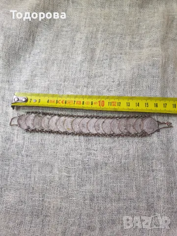 Гривна от 17 броя монети, снимка 8 - Антикварни и старинни предмети - 48825889