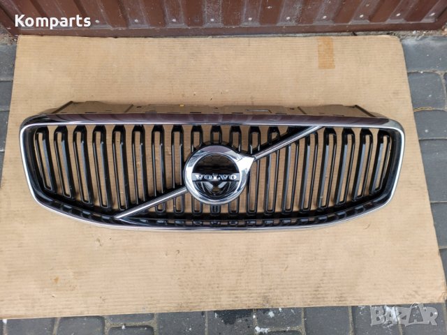 Оригинална предна решетка за Volvo XC60 2019 Camera 31425532 Волво