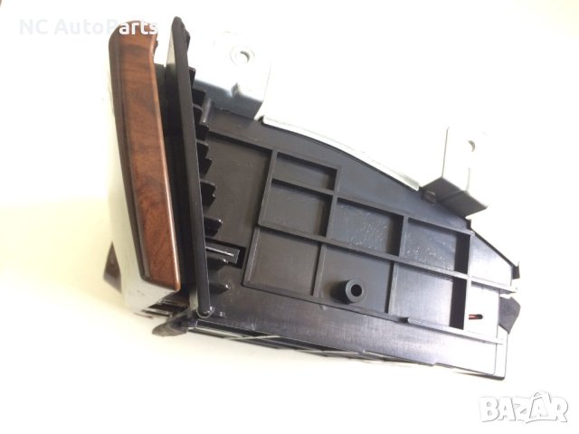 Преден интериорен пепелник за Nissan Нисан Максима QX K666232Y000 Махагон 2002, снимка 7 - Части - 43529018