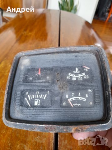 Старо автомобилно табло,контролни уреди, снимка 2 - Други ценни предмети - 37920657