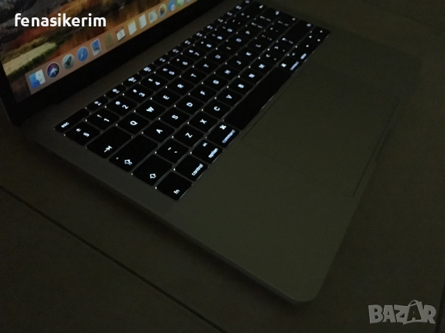 13.3' Core i5 Apple MacBook Pro Silver Mid 2017 8GB RAM/256GB SSD/Бат 6ч, снимка 5 - Лаптопи за работа - 52372859