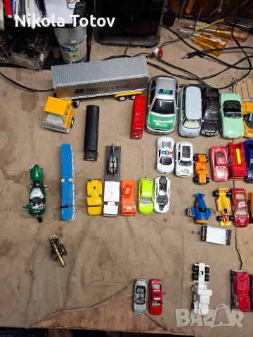 Продават се бирени камиончета и метални колички , снимка 9 - Колекции - 53436328