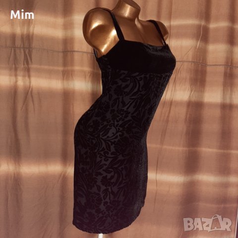 PRO MOD M /L Черна рокля с релефни кадифени цветя , снимка 2 - Рокли - 35273937