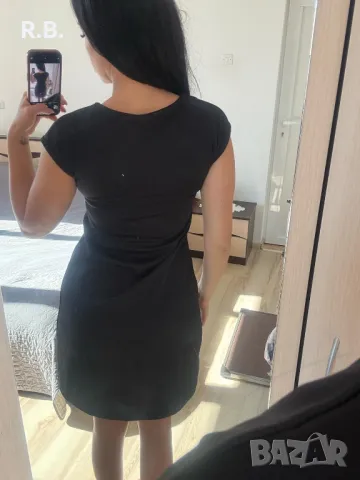 Черно/бяла елегантна рокля, М размер, снимка 4 - Рокли - 47736117