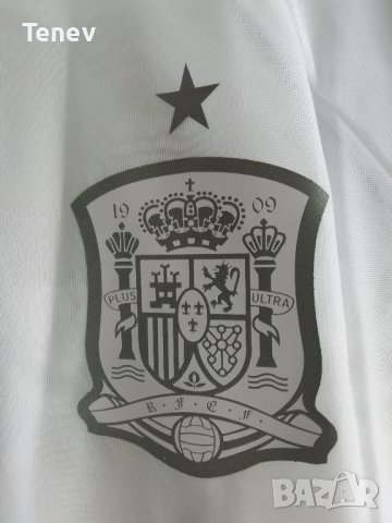 Spain Team Anthem Adidas ново оригинално горнище Испания Адидас , снимка 5 - Спортни дрехи, екипи - 38985359