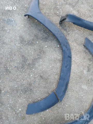 Пластмасови вежди за калник Дачия Дъстър модел 2010г-2017г., снимка 3 - Части - 49800788