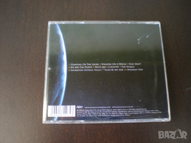 Empire Of The Sun – Walking On A Dream 2008, снимка 3 - CD дискове - 42976938