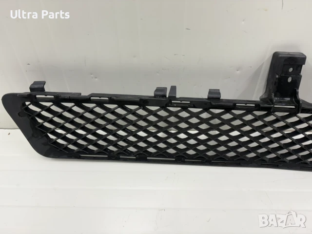 Оригинална центрaлна решетка за Mercedes-Benz W212 E-Class A212 8850023, снимка 6 - Части - 50467809