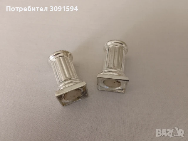 Солница и пиперница, римска колона, изработена от посребрен благороден метал, с квадратна основа. , снимка 7 - Други ценни предмети - 51241050