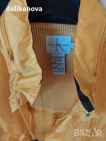  Calvin Klein. Size M- L  Тънко яке, ветровка, снимка 6 - Якета - 37331642