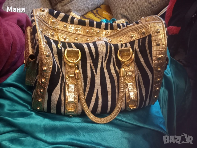 Златна чанта сак, снимка 4 - Чанти - 49200450