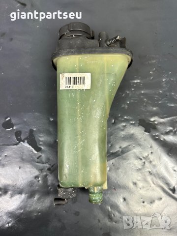 Казанче антифриз за БМВ е36 е38 BMW e38 e36 17235200, снимка 2 - Части - 44036802