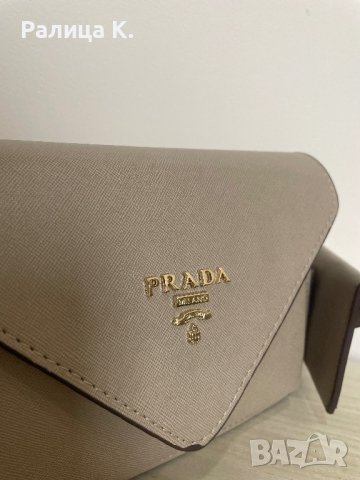 Дамска чанта Prada, снимка 3 - Чанти - 43779146