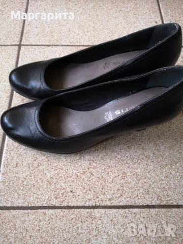Официални черни обувки Тамарис от естествена кожа номер 40