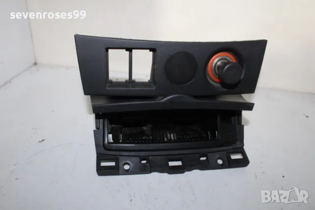 Пепелник запалка Мазда 3 2008 2.3i 158hp Mazda 3 седан  BP4L55211, снимка 2 - Части - 49833820