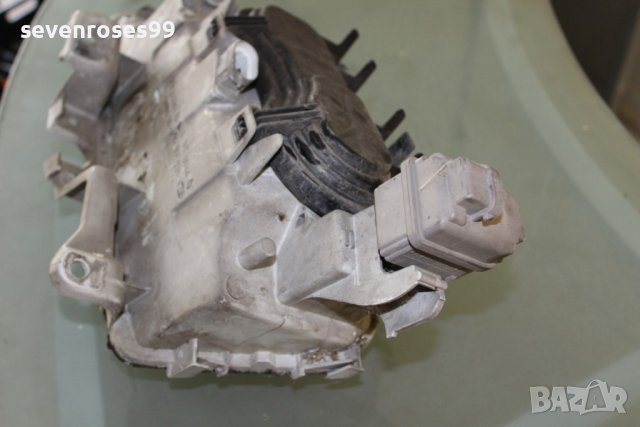 Фар ел. Десен Рено Лагуна 1 Renault Laguna, снимка 6 - Части - 36860276