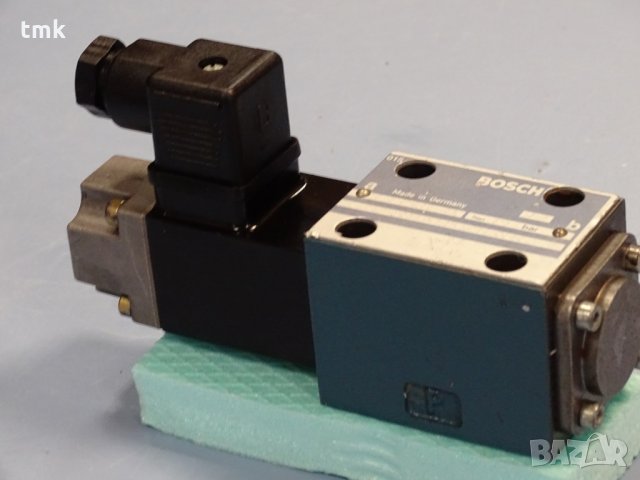 Хидравличен разпределител BOSCH 0 0 90 106, снимка 2 - Резервни части за машини - 32779725
