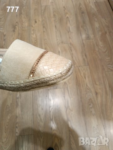 обувки , снимка 3 - Дамски ежедневни обувки - 43586399