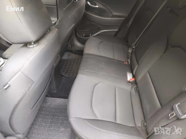  ПРОДАВАМ Хюндай I30, снимка 15 - Автомобили и джипове - 50647086