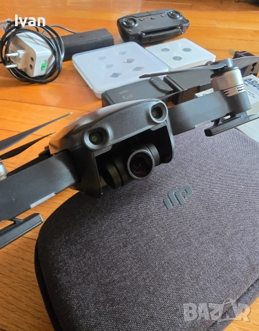Дрон DJI Mavic Air Fly More Combo, снимка 2 - Дронове и аксесоари - 52648265