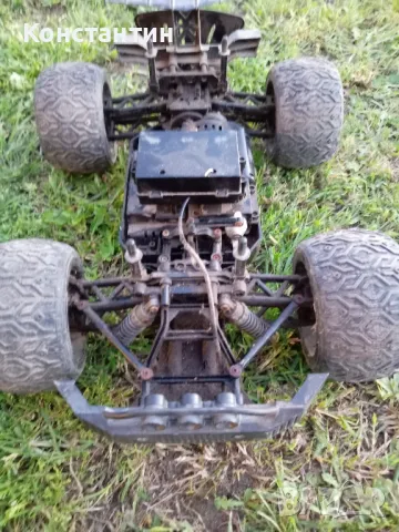 кола без дистанционно управление 4×4, снимка 2 - Коли, камиони, мотори, писти - 50436511