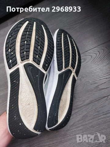 Маратонки Nike, снимка 5 - Маратонки - 50473844