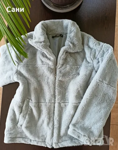 Сиво палтенце , снимка 2 - Палта, манта - 47622323