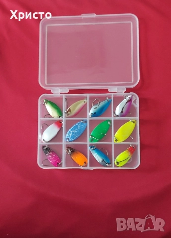 Нови примамки за спининг риболов 12бр с кутията, клатушки, блесни, воблери 