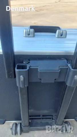 Алуминиев куфар, снимка 3 - Куфари с инструменти - 48633523